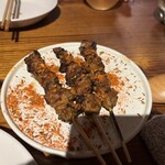 黒羊羊肉串店 BLACK SHEEP - 