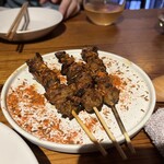 黒羊羊肉串店 BLACK SHEEP - 