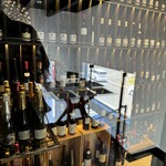 DADA - テソナイのワインセラー