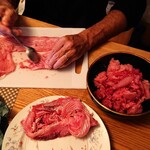 魚幸水産 - 剥き身用の鮪。これプラス…