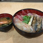 丼 万次郎 - 