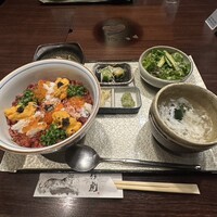 牛刺しと焼肉 仔虎 クリスロード店 - 