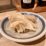 回転寿司 寿し一貫 - がり、美味しいー♩