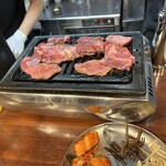 路地裏焼肉 マックスザホルモン - 