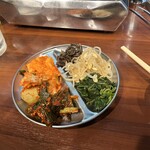 路地裏焼肉 マックスザホルモン - 