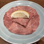 焼肉 静龍苑 - 中タン塩