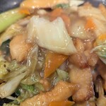 餃子の王将 - 鶏天あんかけ焼きそば、アップ