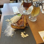 ハニービー - ハニーフレンチトースト