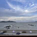 OCEAN HOUSE - 外の景色、オーシャンテラス席(店内)