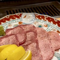 神戸焼肉 金虎 - 