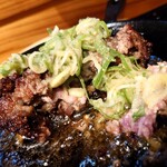 カウンター焼肉かるび - 牛タンハンバーグ