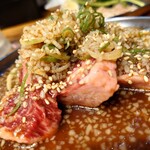 カウンター焼肉かるび - にんにくサガリ