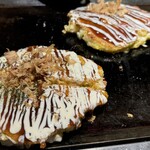 元祖 大阪お好み焼き 桃太郎 - お好み焼き