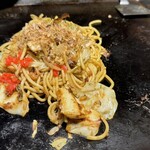 元祖 大阪お好み焼き 桃太郎 - イカ焼きそば