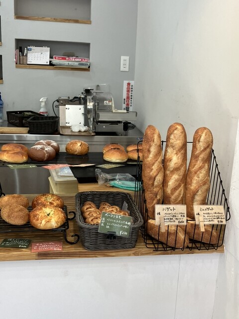 大きなパン Bakery Scissors sons （ベーカリーシザーサンズ） - 下呂/パン