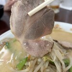 呑みめしや いっぷく - チャーシュートッピング2枚　➕1枚はお店のサービス