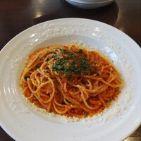 トラットリア イル レガーロ - 本日のパスタランチセット(パルミジャーノチーズのトマトクリームスパゲッティ)  1540円 トラットリア イル レガーロ - 本日のパスタランチセット(パルミジャーノチーズのトマトクリームスパゲッティ)  1540円