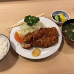 とんき駒込店(ロースかつ定食)