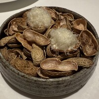 オトワ レストラン - 八潮マスとピーナッツのタルト