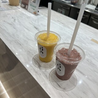 口コミ一覧 : グロー ジュース スタンド （glow juice stand by TBC