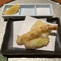 天冨良 銀座 よこ田 梅田別邸 - 車海老　イカ　ヤングコーン