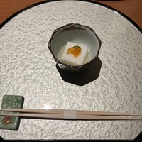 天冨良 銀座 よこ田 梅田別邸 - 前菜の山芋豆腐♡
