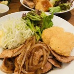 魚眞 - 生姜焼きとホタテフライ