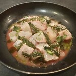 Oil  - 平目と真鯛のセビチェ、海葡萄添え