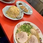 しょうちゃんラーメン - こんな感じのランチです！