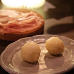 中野レンガ坂 洋食堂 葡萄 - 突き出し：生ハム＆ニョッコフリット