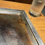 元祖 大阪お好み焼き 桃太郎 - テーブル