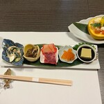 和風料理 南房 - 先付け　柿のフルーツ白和え