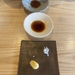 ENCとしば太 - 塩とカラシとソースもこだわっています。