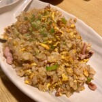 あじ路 - イカ塩辛炒飯