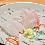 礒田 - 見た目通り旨い、明石の鯛と白烏賊　こちらも仙禽で