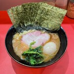 横浜ラーメン斎藤家 日野店 - ラーメン