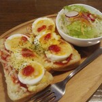 SLIM The Coffee Resort - メルトチーズエッグトーストモーニング