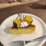 カフェ ミレニアム - ・贅沢かぼちゃの秋色バスクチーズケーキ