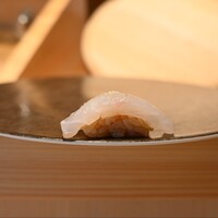 銀座 鮨 魯久 - クエ
