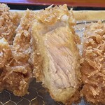 巴夢 - ジューシーなとんかつ