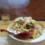 長崎ちゃんぽん・皿うどん 球磨 - 湯気だけで旨そうな　パリパリ皿うどん　1.000円