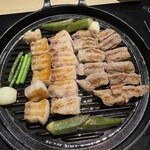 PRETTY PORK FACTORY & KATSUプリポー - 