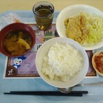 カルフール - 提供品(チキン竜田　コールスロー付き)一式