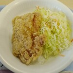 カルフール - ｢チキン竜田　コールスロー付き｣アップ