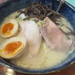 ラーメン 感動の鶏虜 - 