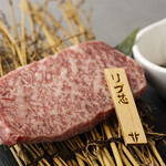 焼肉処 犇家 - メイン写真:近江牛上ロース