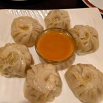 ナマステ - モモ