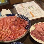 焼肉つるや橿原 - 