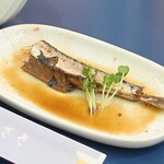 陸奥 こむらさき - イワシの煮付けかな？