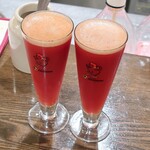 トリワイン ＰＩＫＯＳＨＨＨＵ - レッドアイで乾杯！